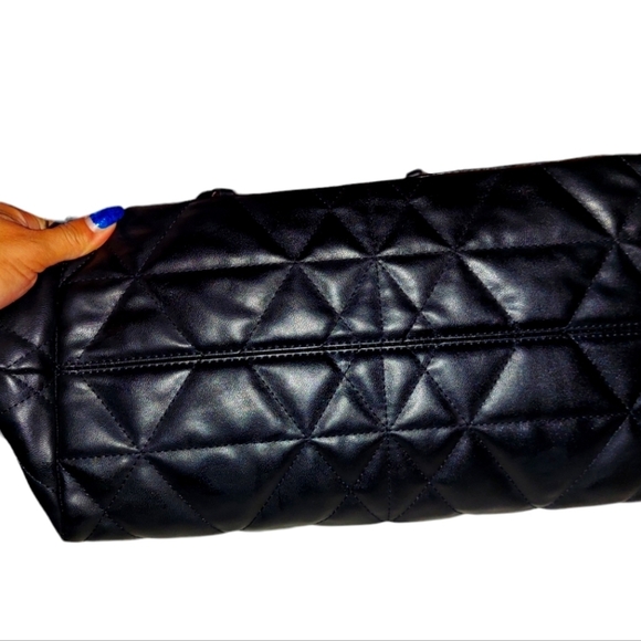 Steve Madden Large 2 piece quilted tote bag - Picture 6 of 8